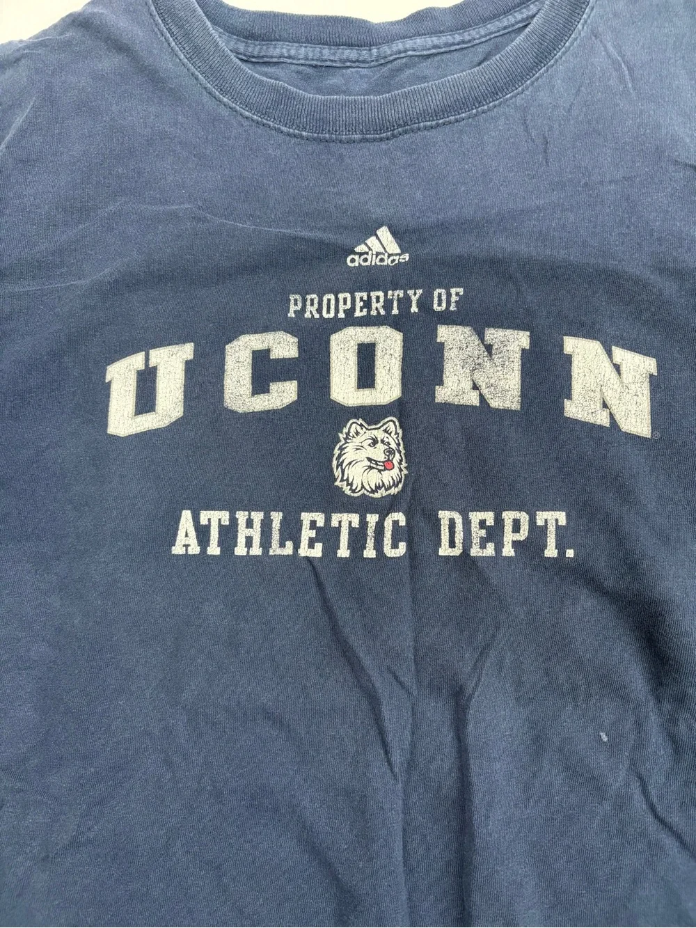 Vintage Adidas Men’s 2XL Property Of UCONN Huskies Athletic Dept T-Shirt Blue